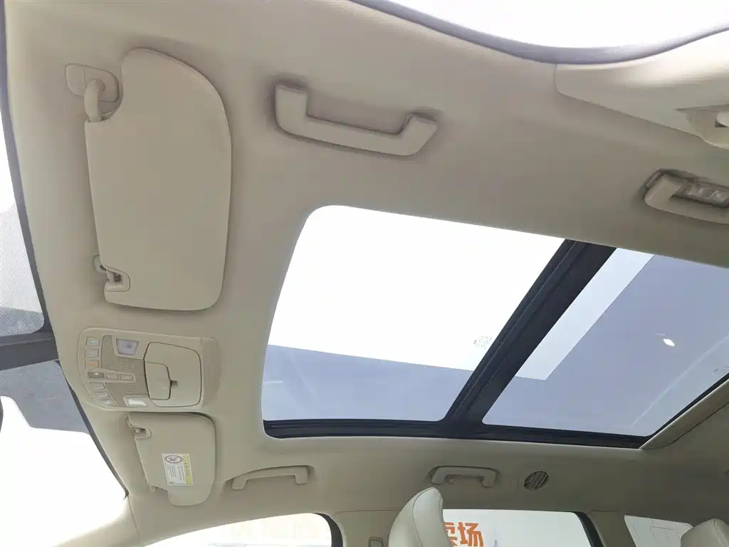 Ford Edge 2015 — фото 14