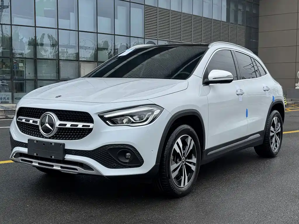 Mercedes-Benz GLA 2021