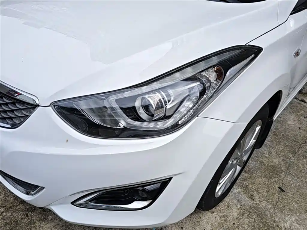 Hyundai Elantra Langdong 2017 — фото 24