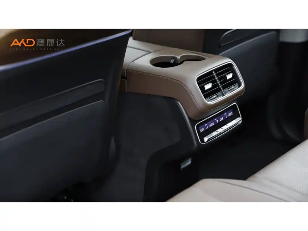 Mercedes-Benz GLS 2024 — фото 10