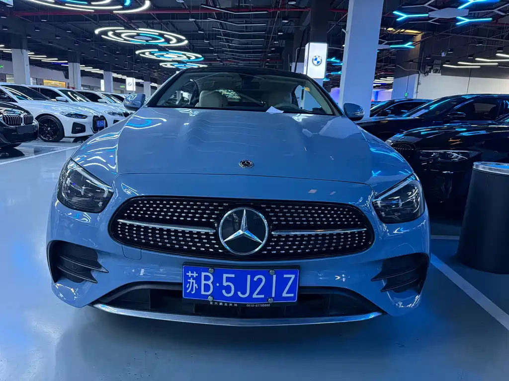 Mercedes-Benz E-Class 2022
