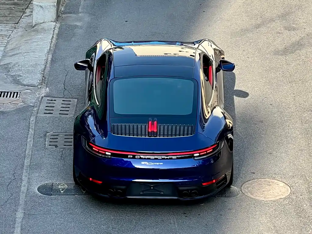 Porsche 911 2021 — фото 7