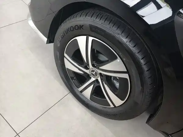 Mercedes-Benz Vito 2024