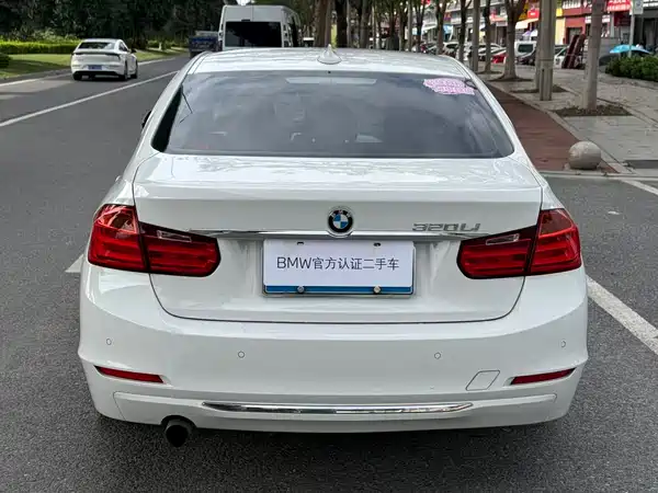BMW 3 Series 2015