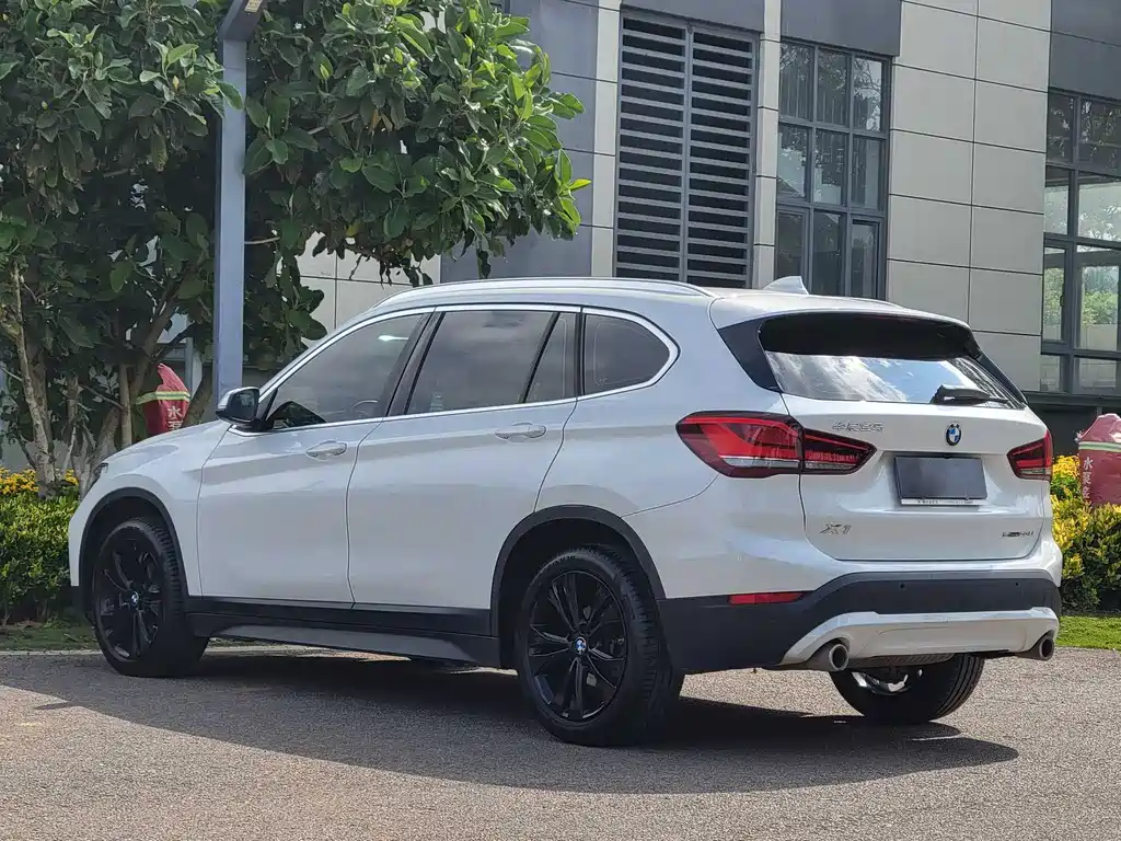 BMW X1 2021 — фото 7
