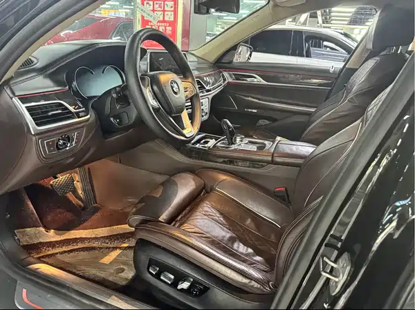 BMW 7 Series 2018