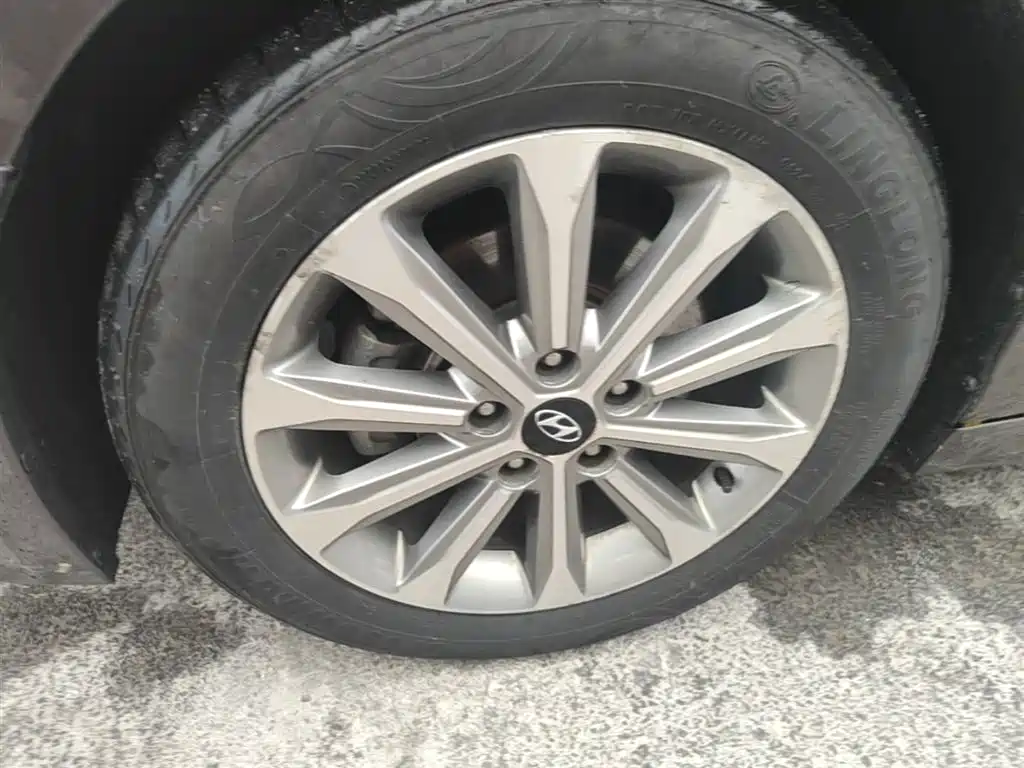 Hyundai Sonata 2016 — фото 23
