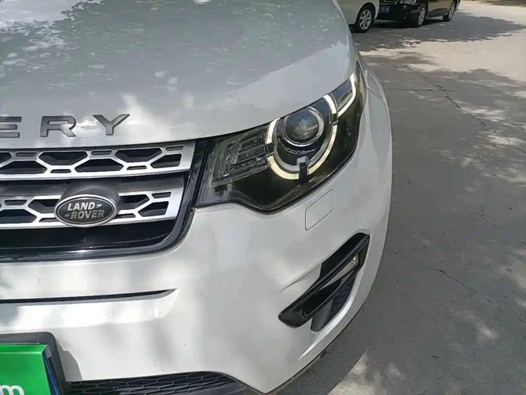 Land Rover Discovery Sport 2016 — фото 24