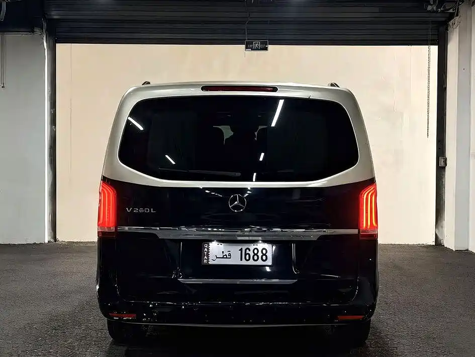 Mercedes-Benz V-Class 2018 — фото 8