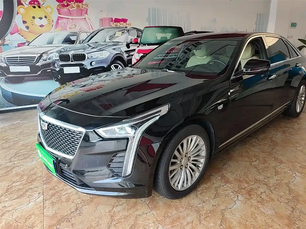 Cadillac CT6 2021 — фото 1