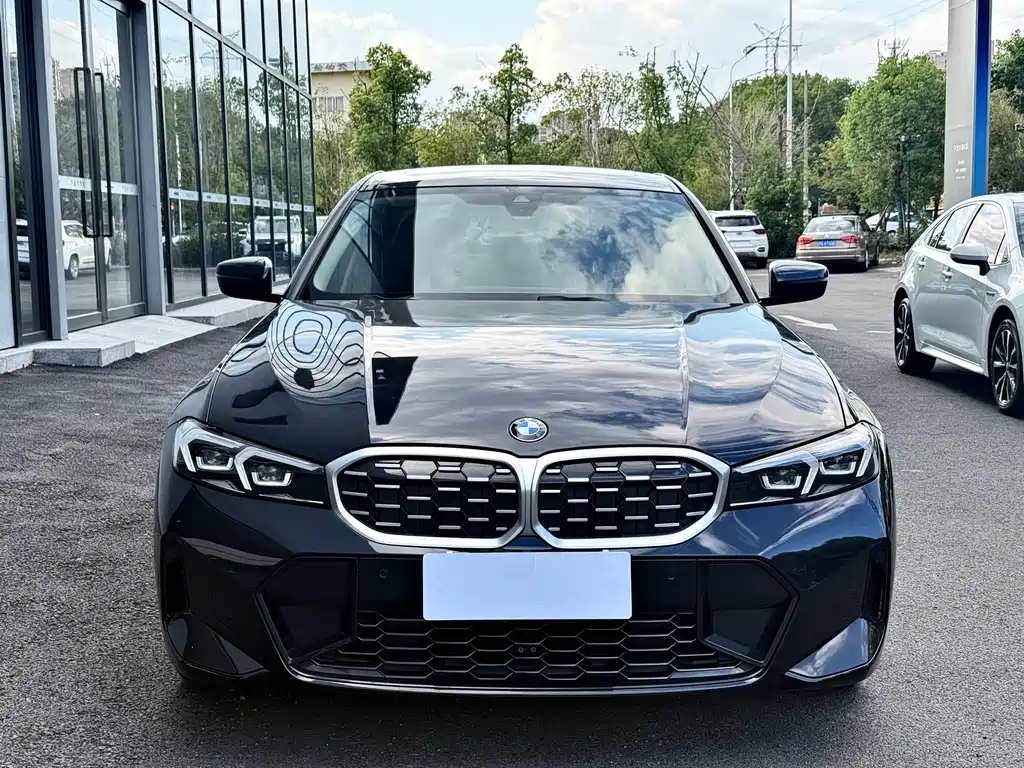 BMW 3 Series 2023