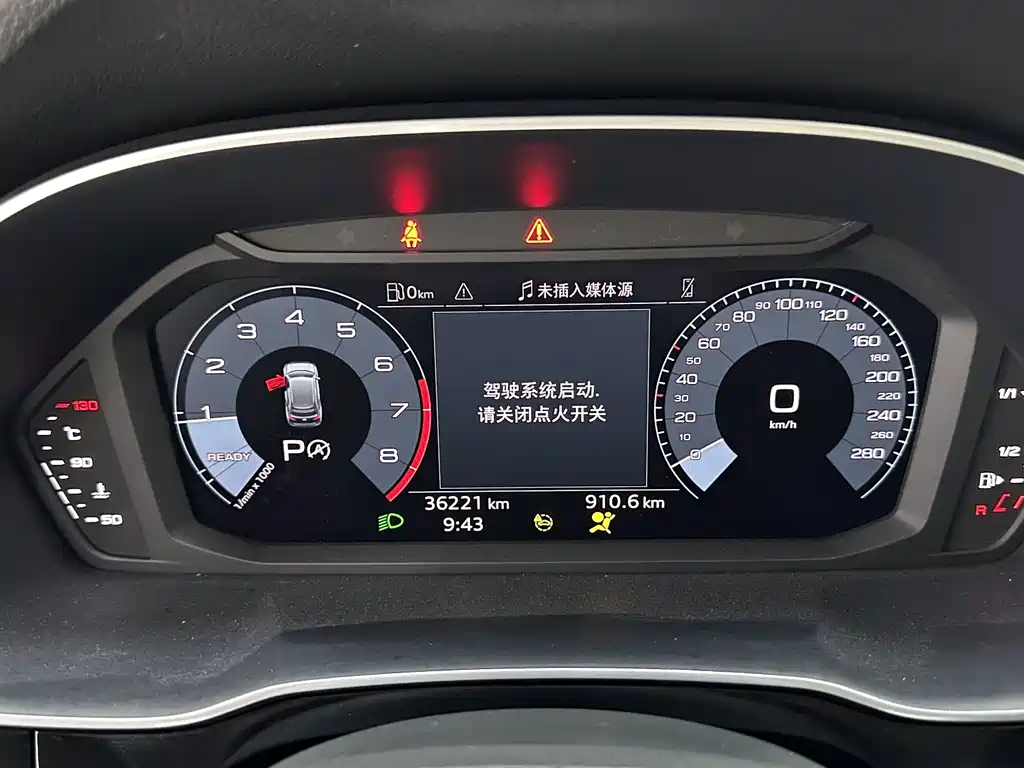 Audi Q3 2022 — фото 13