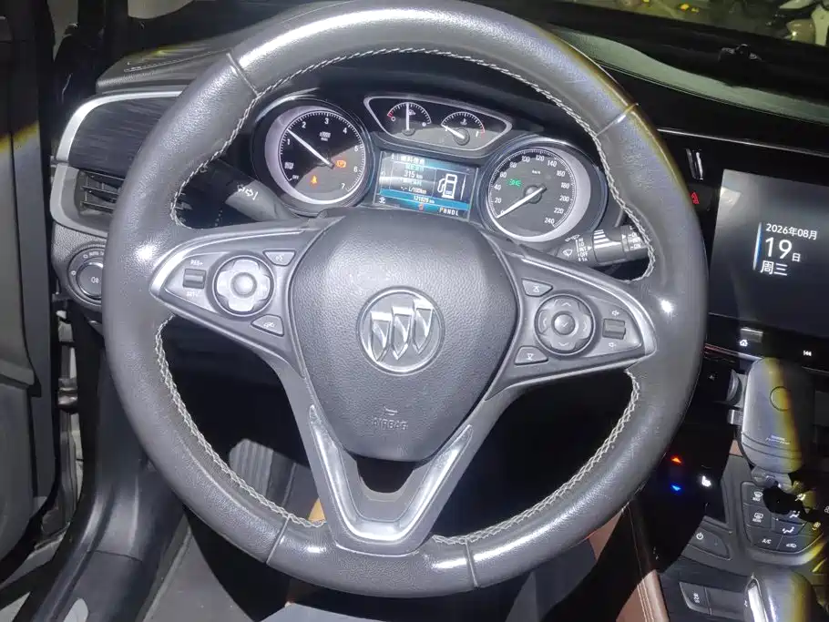 Buick Envision Plus 2020 — фото 15