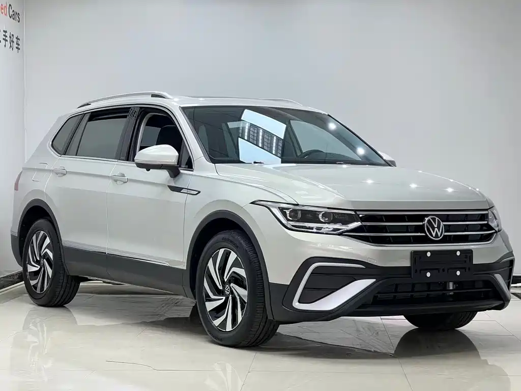 Volkswagen Tiguan L 2023