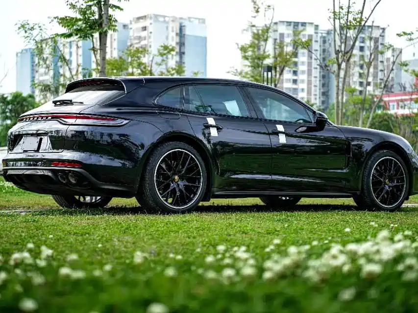 Porsche Panamera 2021 — фото 19