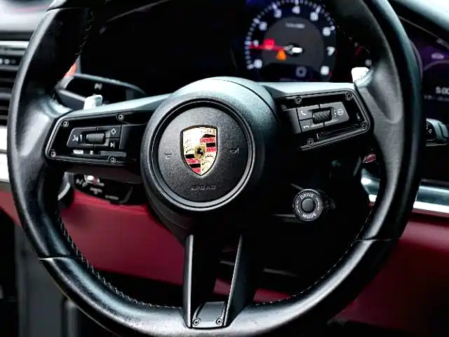 Porsche Panamera 2021