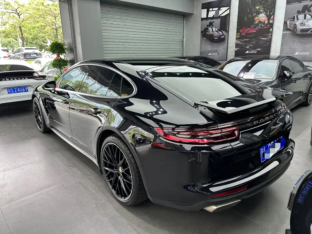 Porsche Panamera 2019 — фото 9