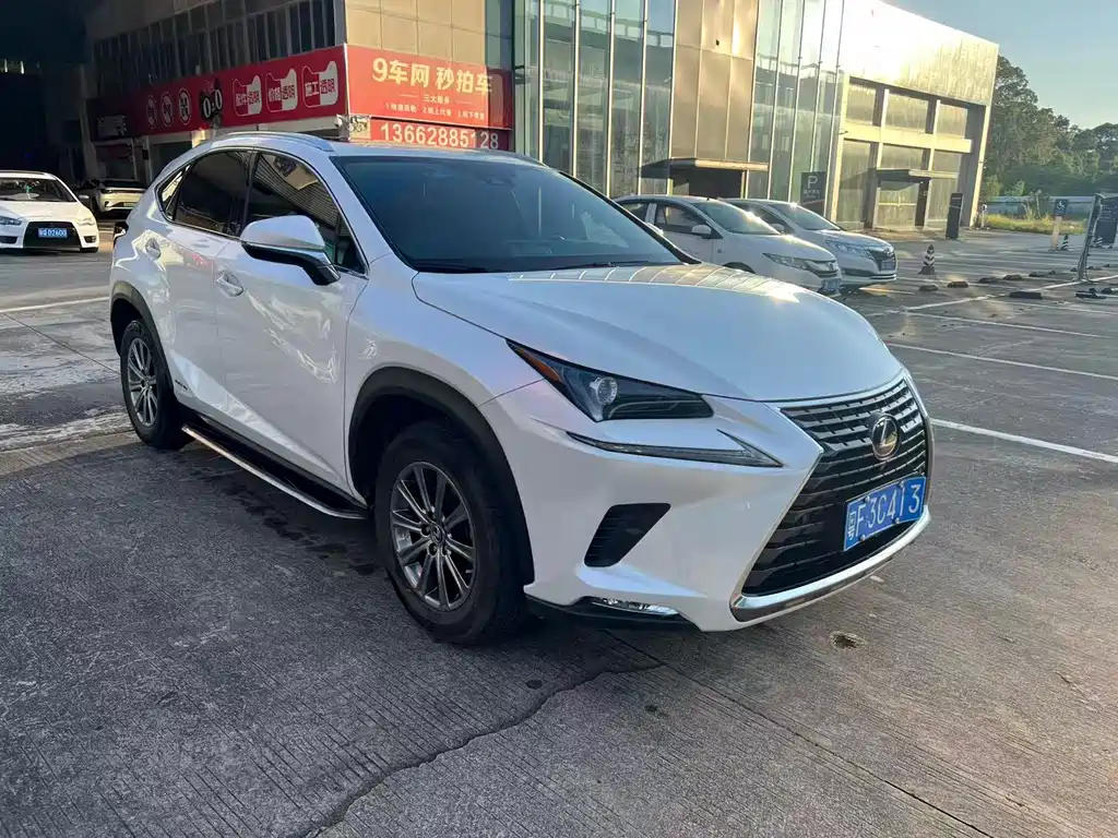 Lexus NX 2021 — фото 2