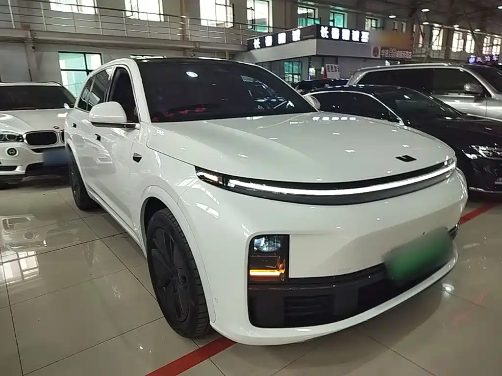 Li Auto Li L7 2024