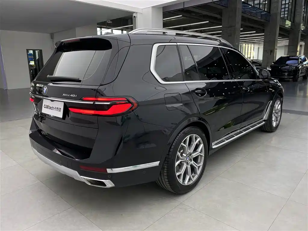 BMW X7 2024 — фото 38