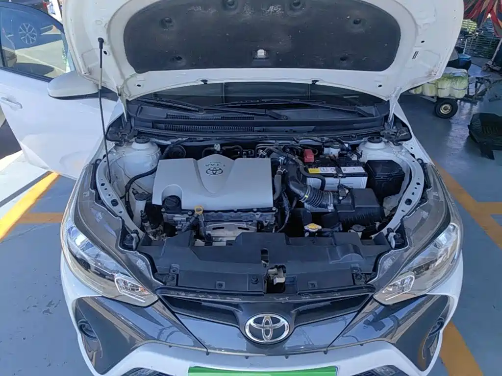 Toyota Yaris L 2018 — фото 20