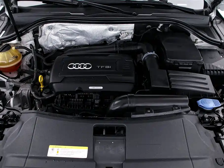 Audi Q3 2017 — фото 17
