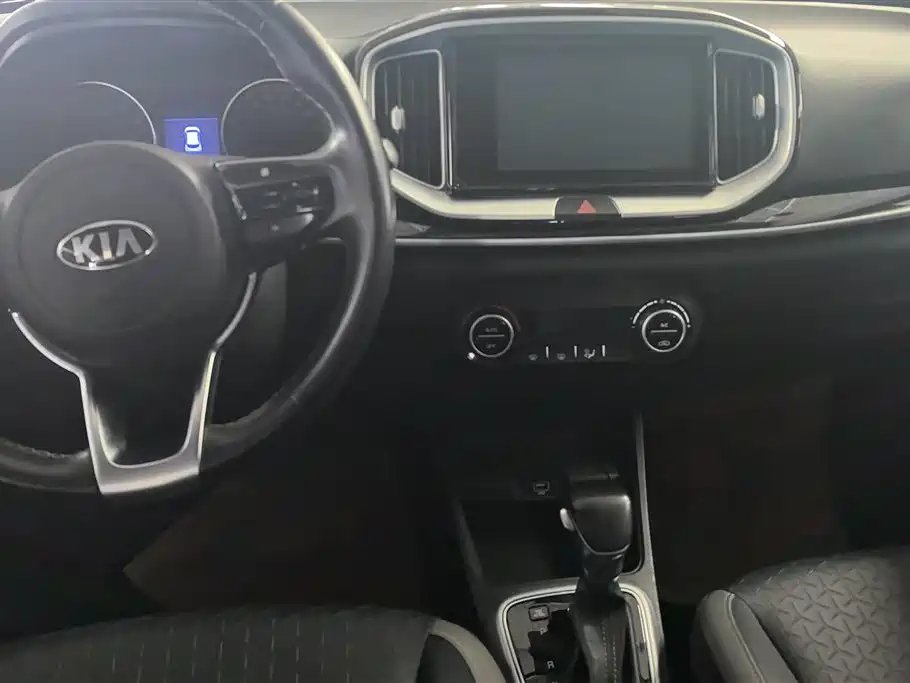 Kia KX1 2019 — фото 11