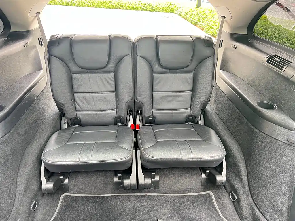 Mercedes-Benz R-Class 2017 — фото 18