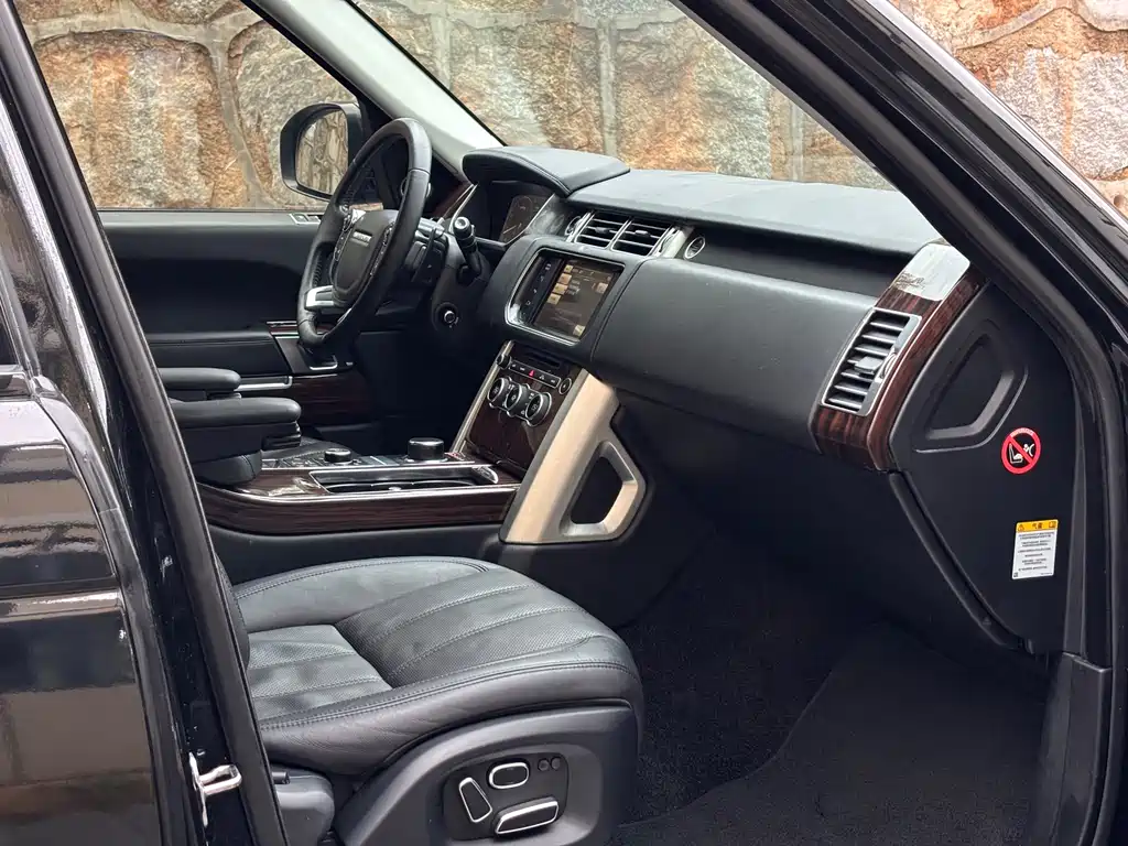 Land Rover Range Rover 2015 — фото 9