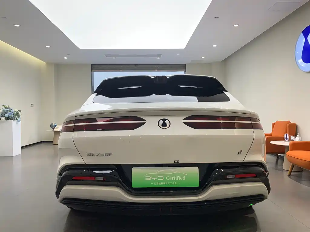 Denza Z9GT 2025