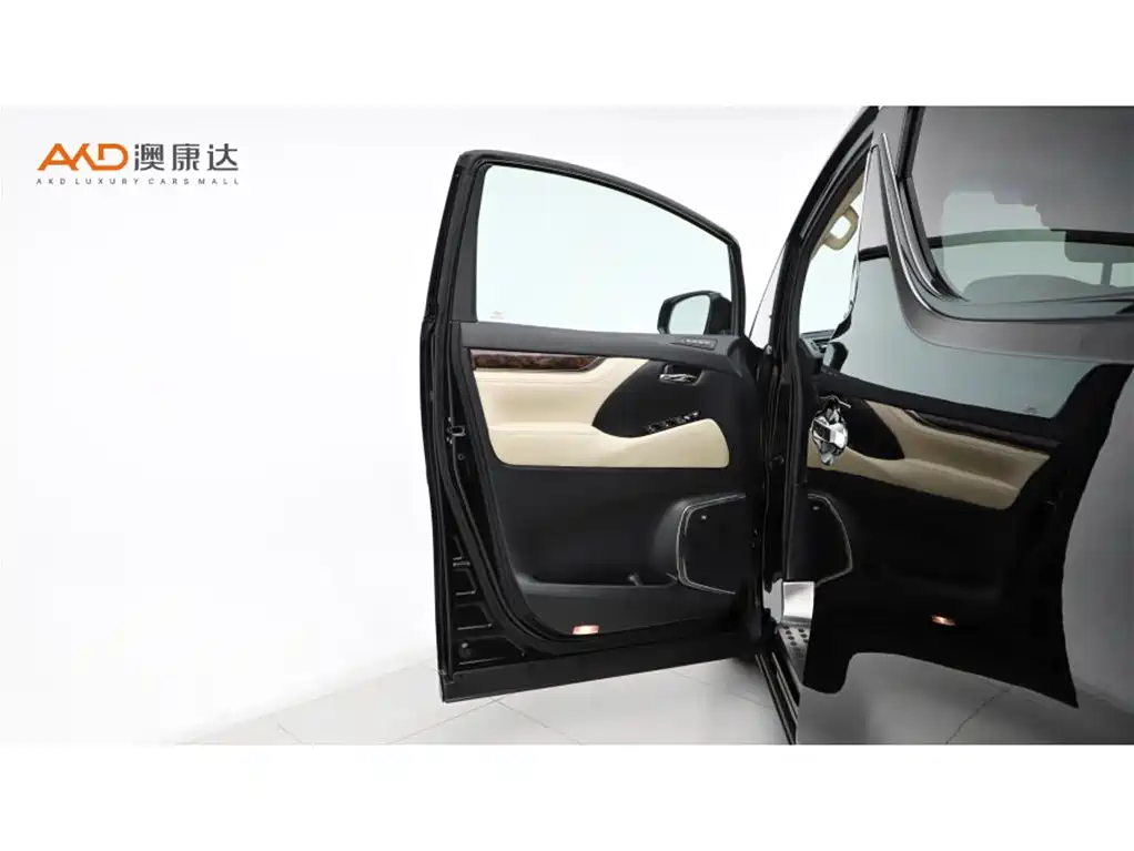 Toyota Alphard 2021 — фото 11