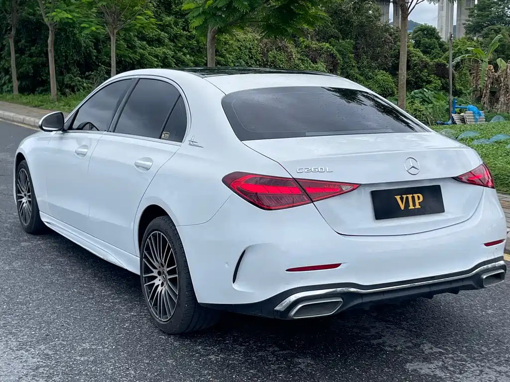 Mercedes-Benz C-Class 2023 — фото 4