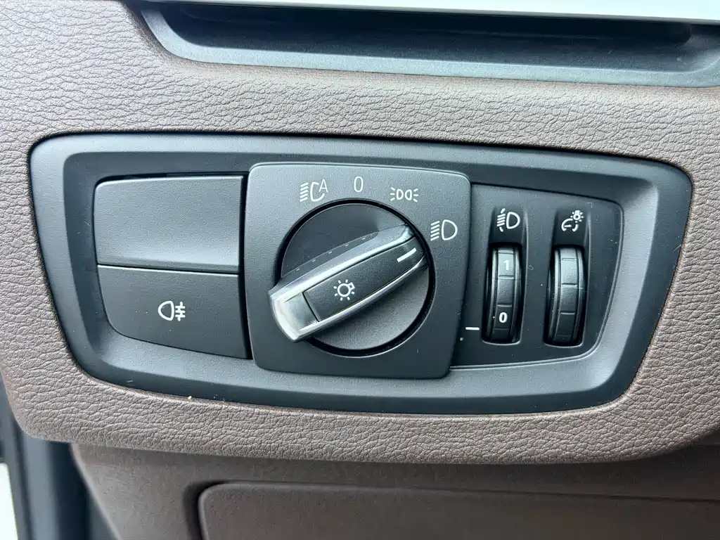 BMW X1 2022 — фото 9