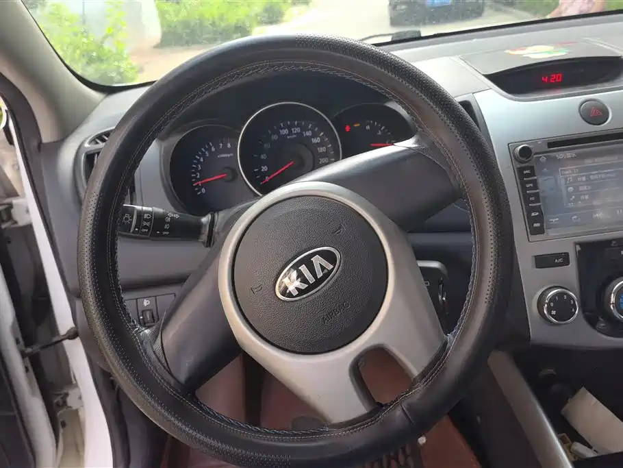 Kia Forte 2015 — фото 15