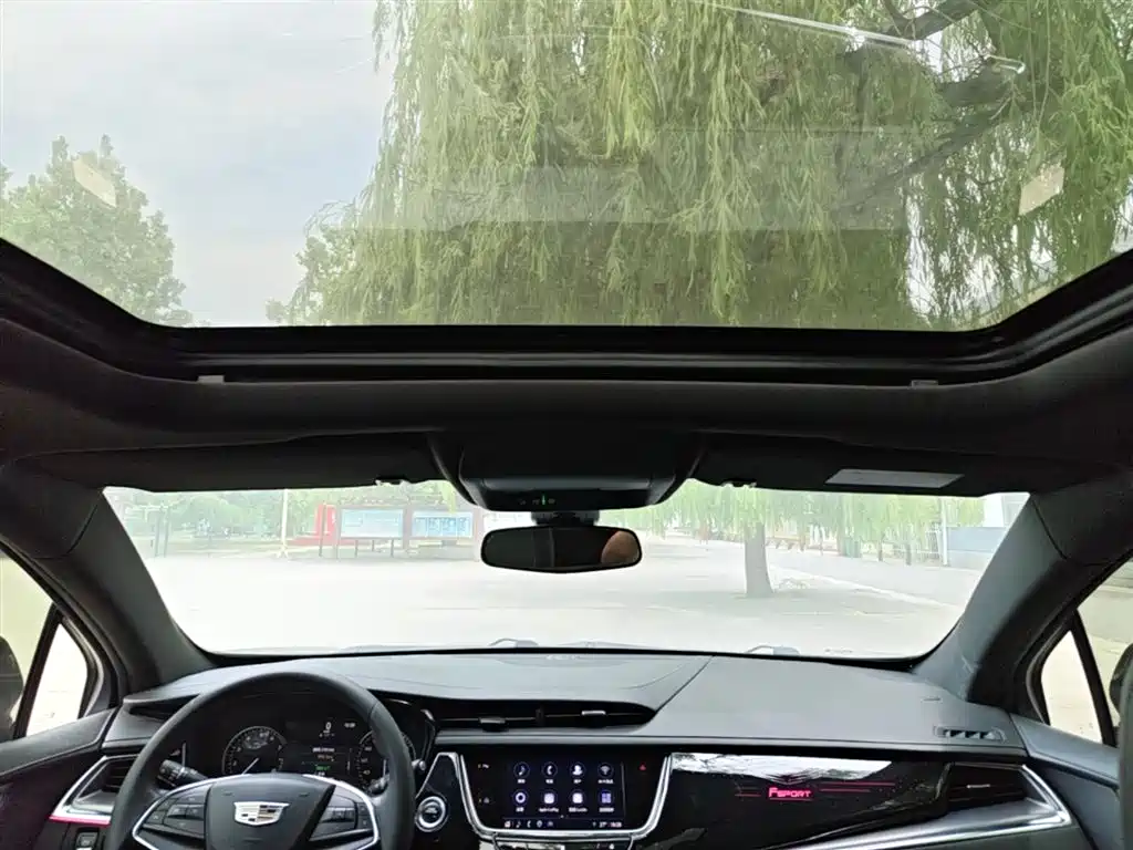 Cadillac XT5 2021 — фото 18