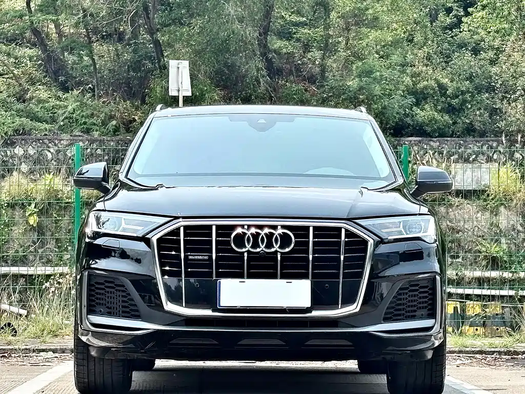 Audi Q7 2023 — фото 2
