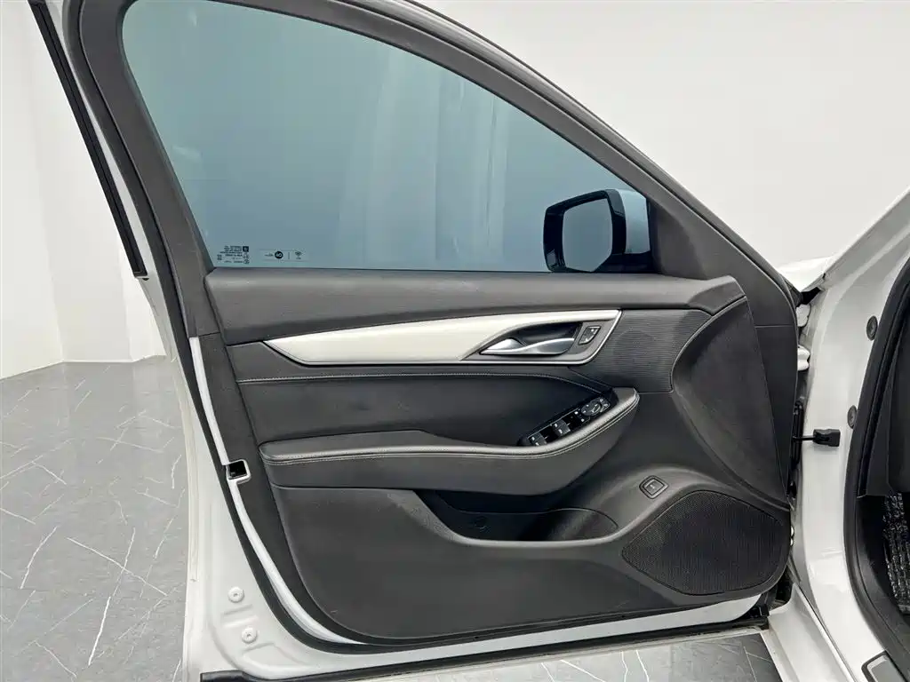 Cadillac CT5 2021 — фото 13