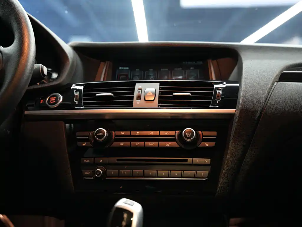 BMW X4 2017 — фото 13