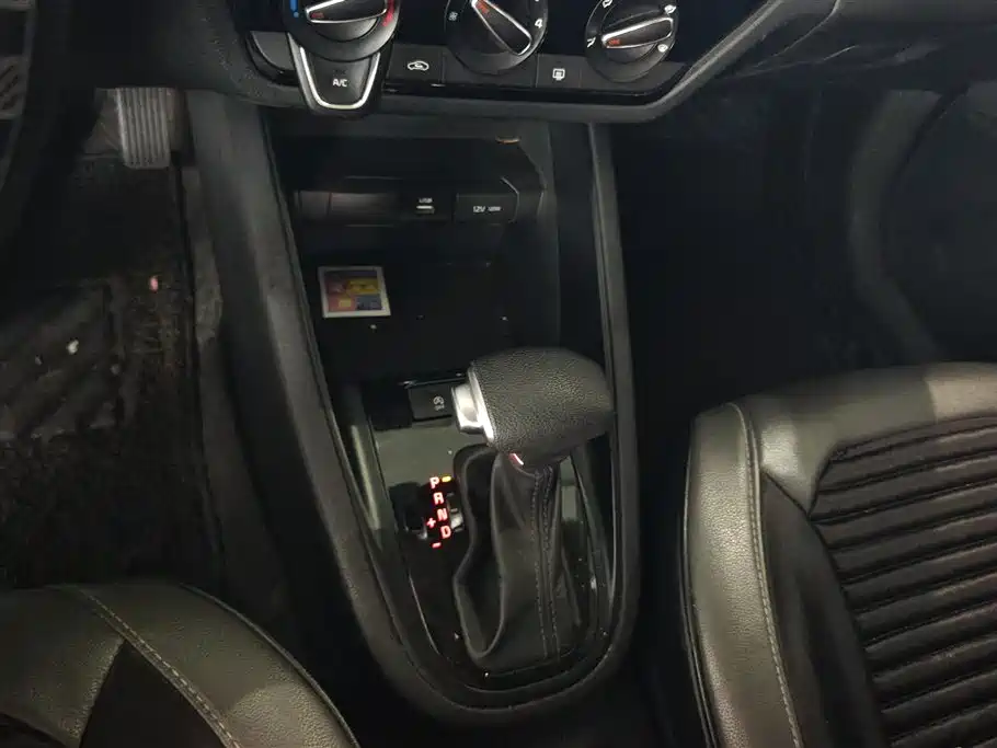 Kia Forte 2020 — фото 16