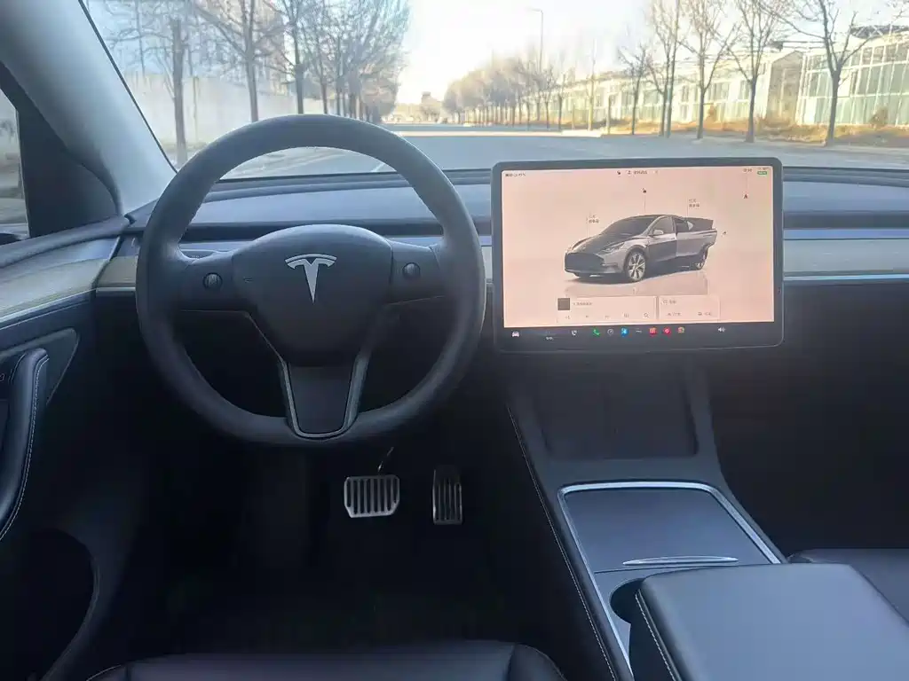 Tesla Model Y 2022 — фото 4