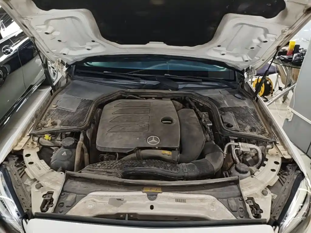 Mercedes-Benz C-Class 2019 — фото 20