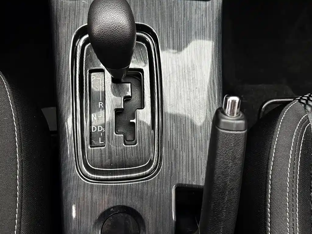 Mitsubishi Outlander 2021 — фото 13