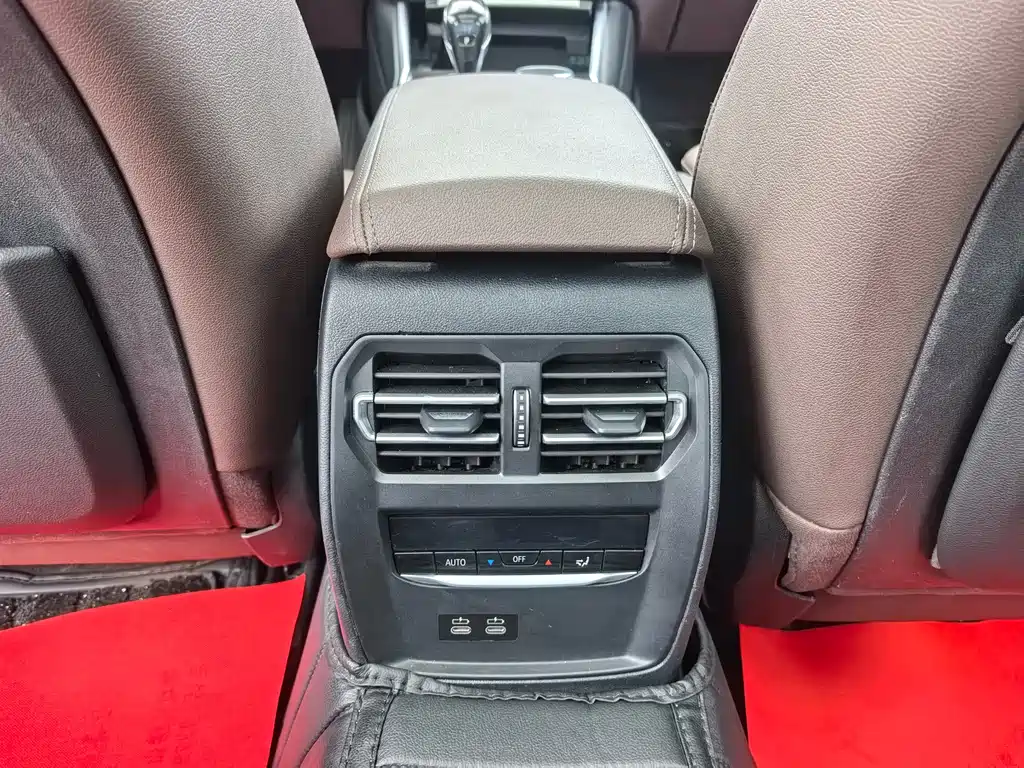 BMW 3 Series 2020 — фото 17