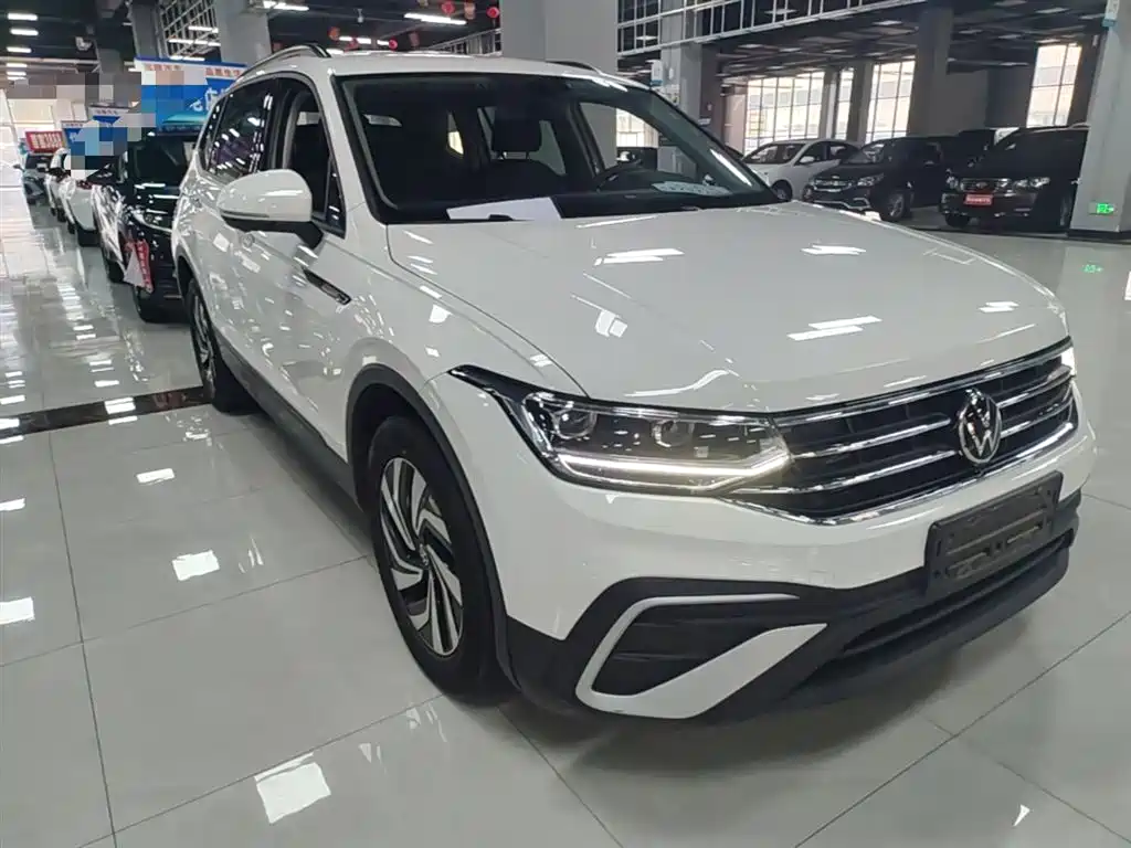 Volkswagen Tiguan L 2022 — фото 4