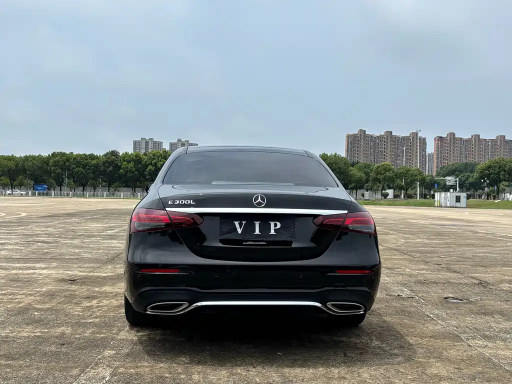 Mercedes-Benz E-Class 2021