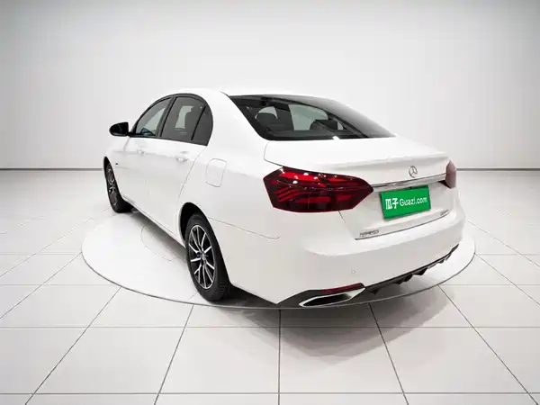 Geely Emgrand 2019