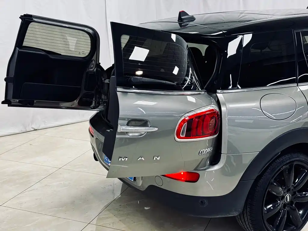 MINI Clubman 2016 — фото 12