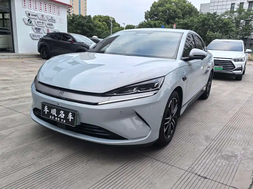 BYD Qin L 2025 — фото 1