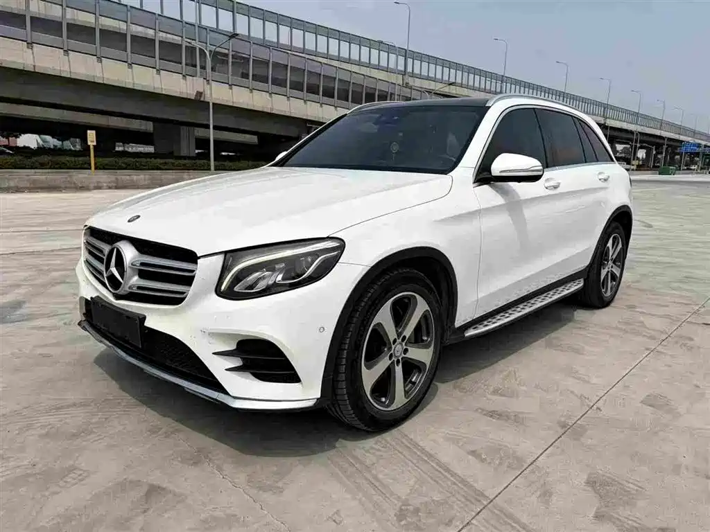 Mercedes-Benz GLC 2017 — фото 1