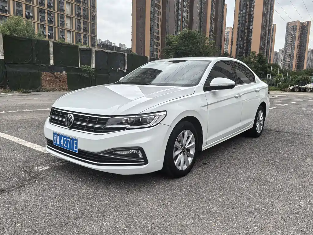 Volkswagen Bora 2023